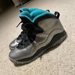 Air Jordan 10 Lady Liberty